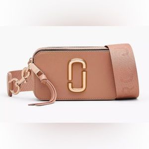 Marc Jacobs The Snapshot. Sunkissed. Rose gold. Dust bag included. Brand new.